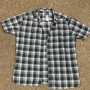 Patagonia Men's Gray Checkered Shirt